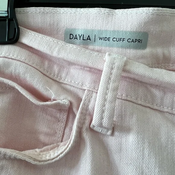 NYDJ Capri jeans Size 12 - Picture 3 of 4